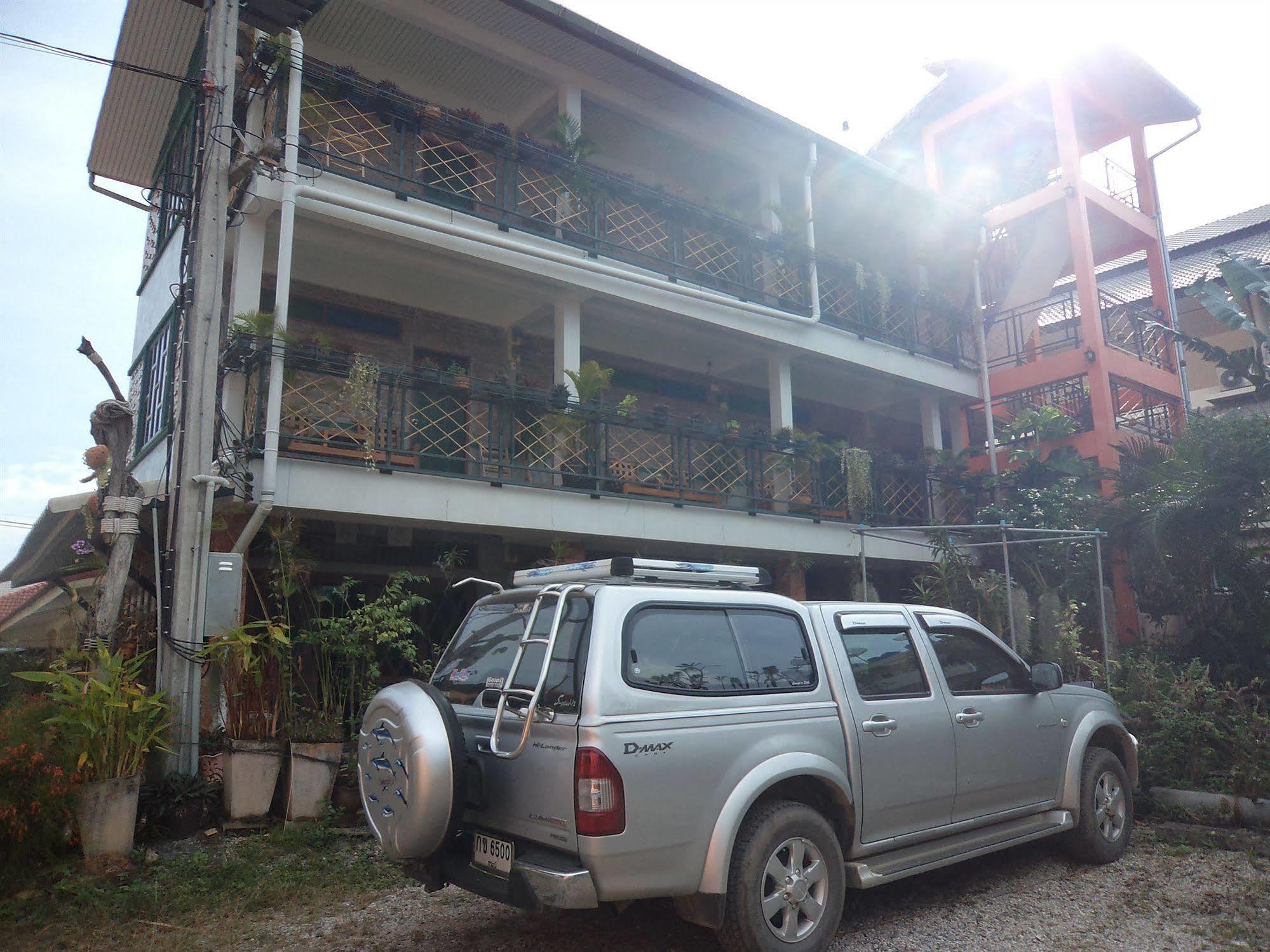 Hôtel Baan Por Jai à Ko Lanta Extérieur photo